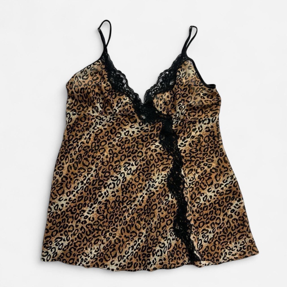 Vintage Whispers‎ Cheetah Print Lace Top